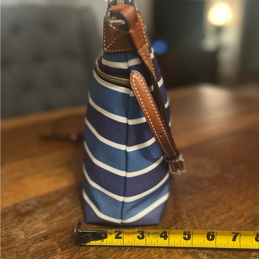 Dooney & Bourke Nautical Blue White Crossbody Bag - Picture 10 of 12